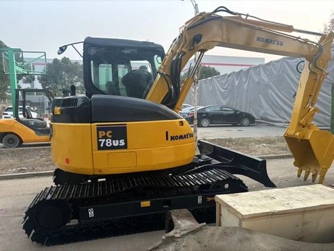 2016 year komatsu pc78us excavator
