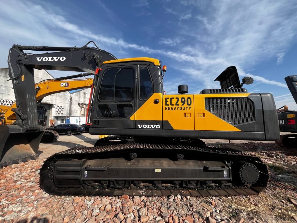2024 year Volvo EC290 excavator for sale